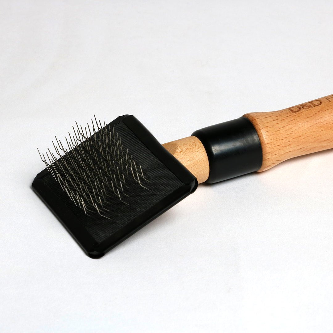 ARTHUR - Brosse slicker